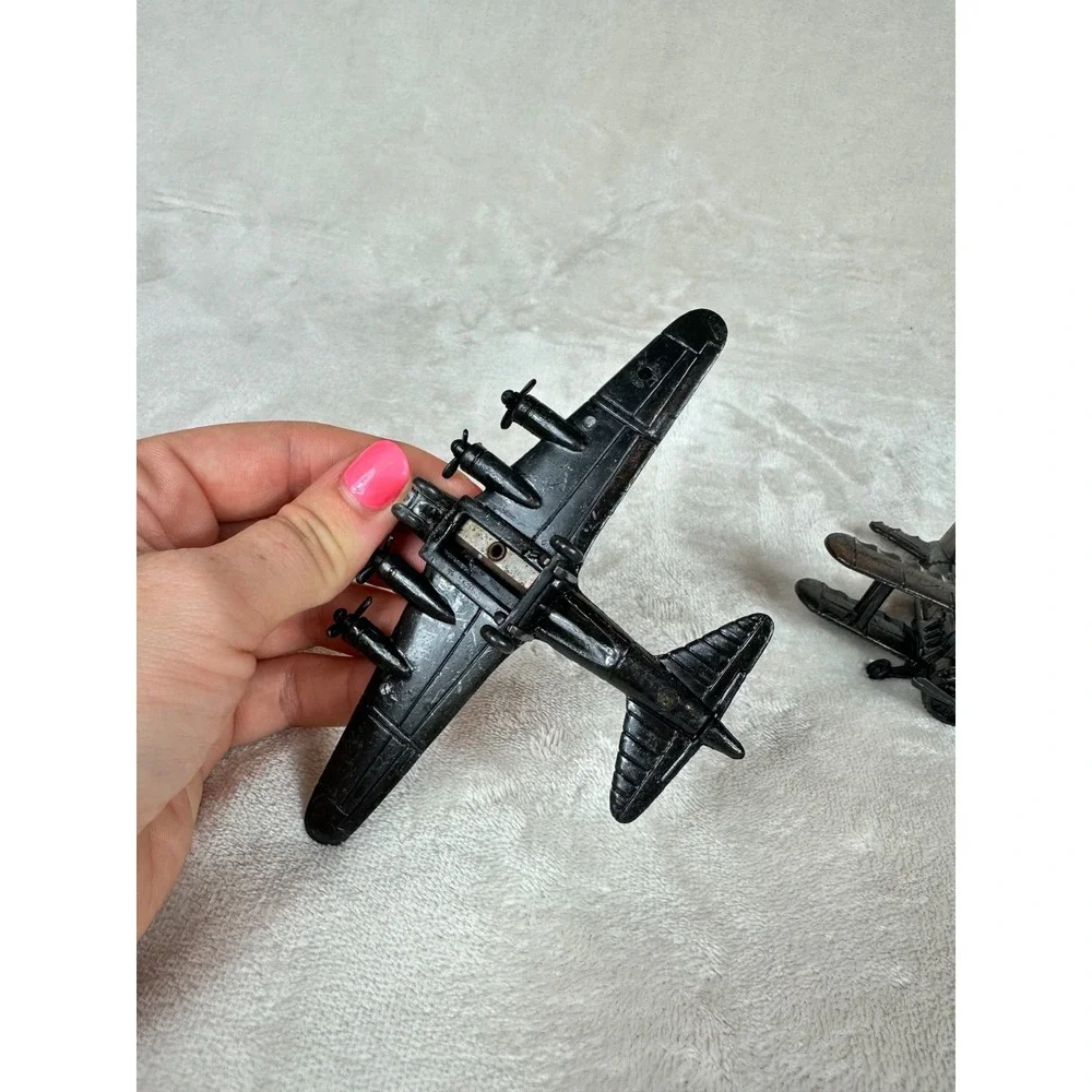 Bronze Colored Die Cast Metal Dual Engine Passenger Plane Pencil Sharpeners